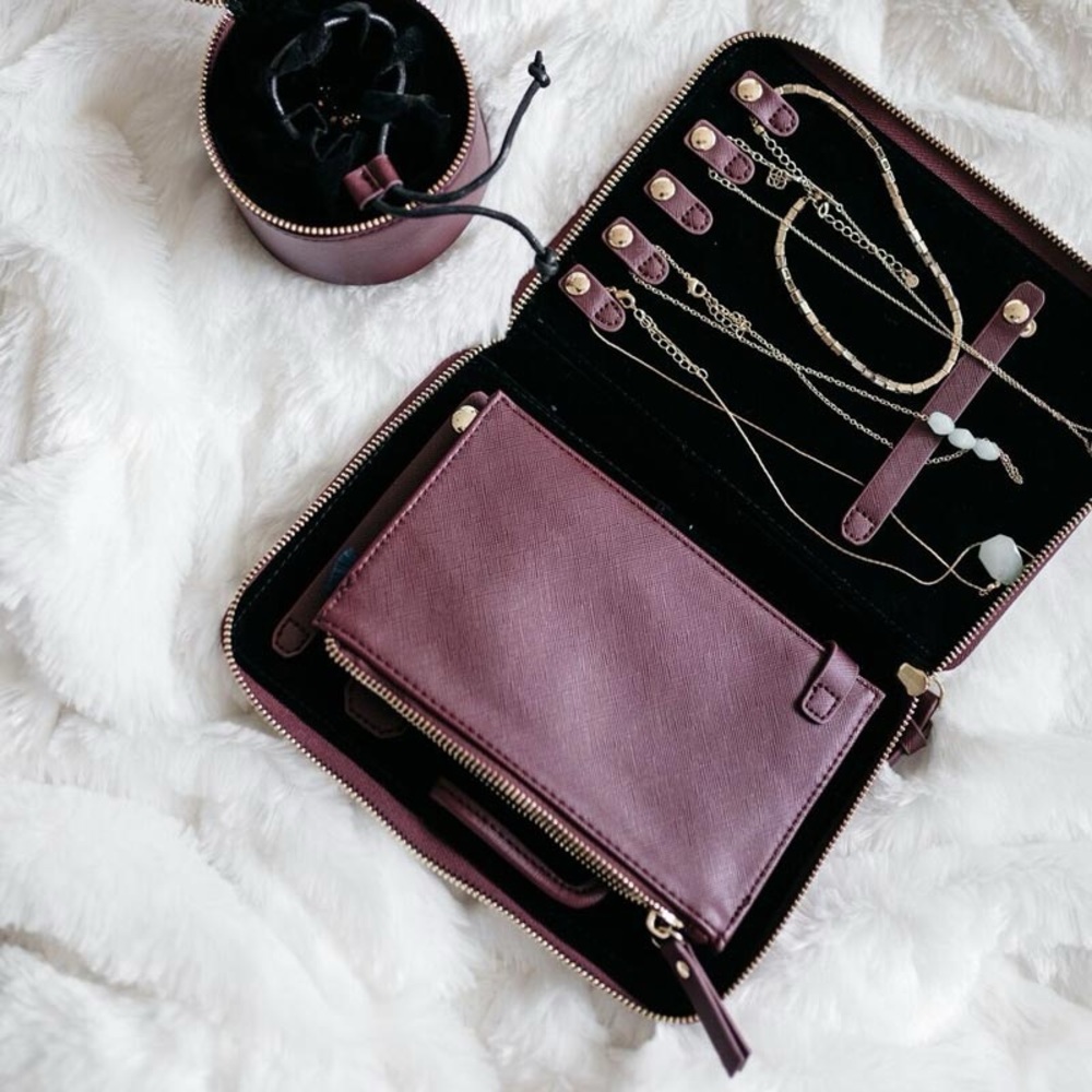 NWT Hudson and Bleecker Travel Jewelry Holder luxury AMORA BIJOUX JEWELRY FOLIO